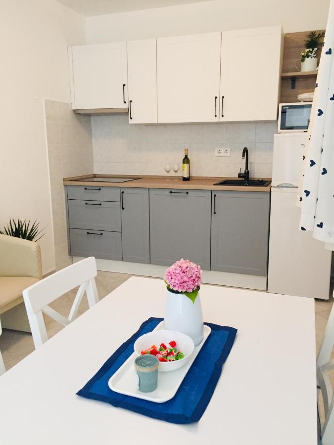 Holiday Home Casa Bianca ซูโกชัน ภายนอก รูปภาพ