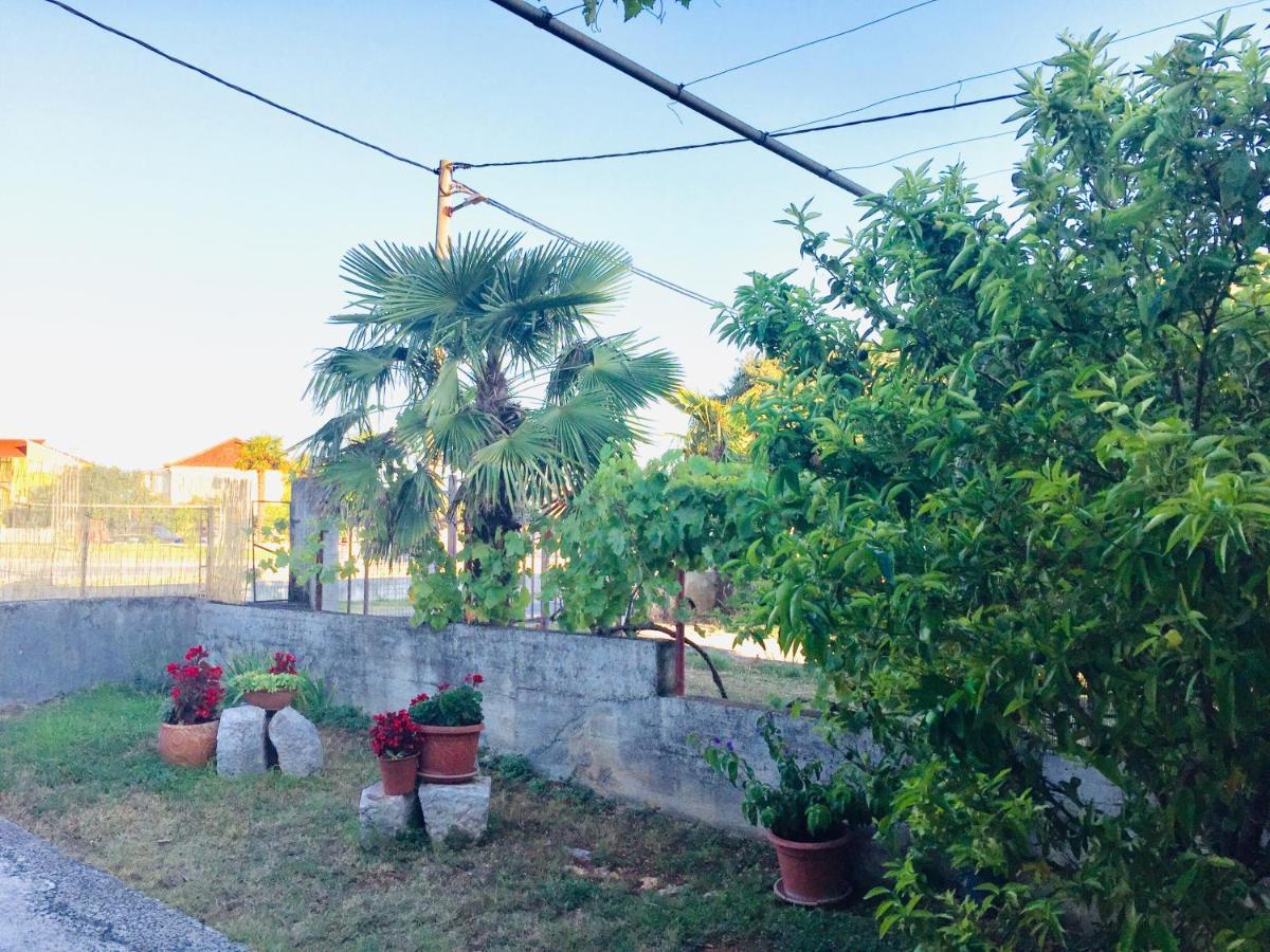 Holiday Home Casa Bianca ซูโกชัน ภายนอก รูปภาพ